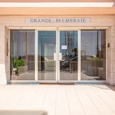 Lägenhet La Grande Palmeraie - Spacieux Avec Vue Mer, Terrasse, Port De Garavan *