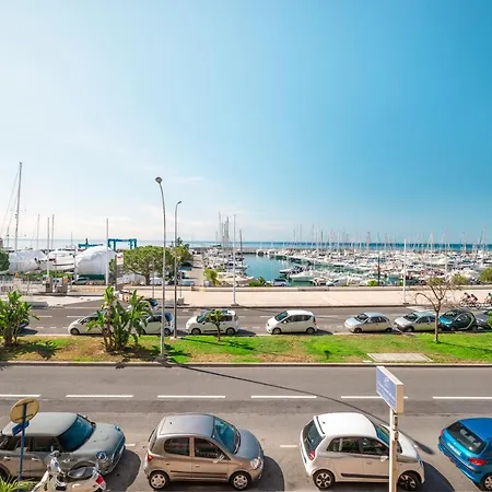 Apartment La Grande Palmeraie - Spacieux Avec Vue Mer, Terrasse, Port De Garavan *