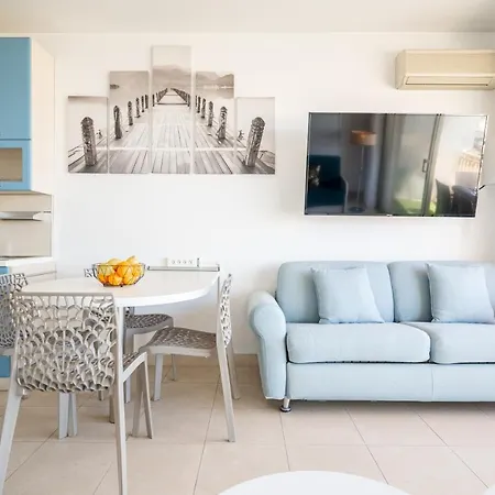 La Grande Palmeraie - Spacieux Avec Vue Mer, Terrasse, Port De Garavan Apartment *